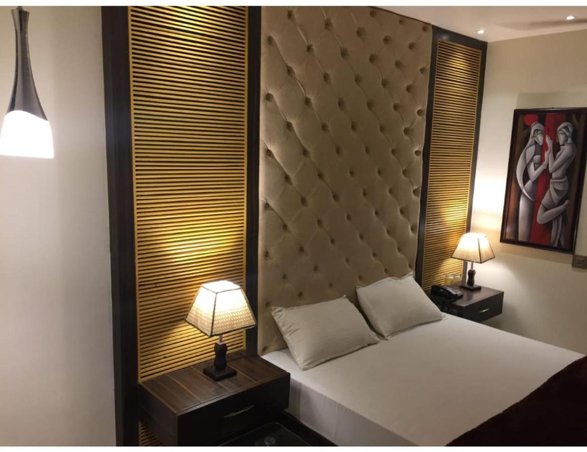 Hotel The Royal, Sehore Экстерьер фото